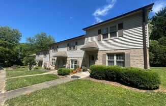 Beautiful 2-Bedroom Townhome in a Prime Location!