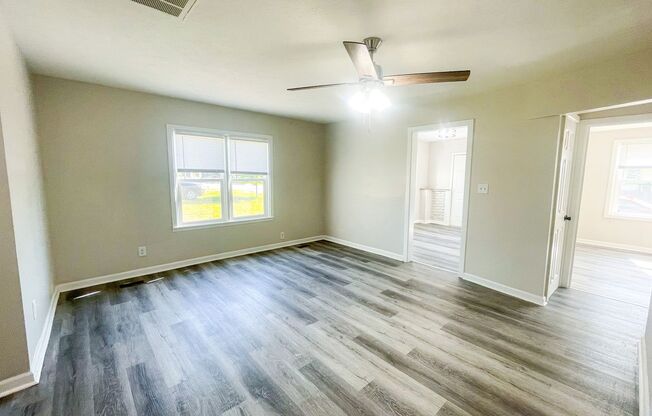 3 beds, 1 bath, $1,150