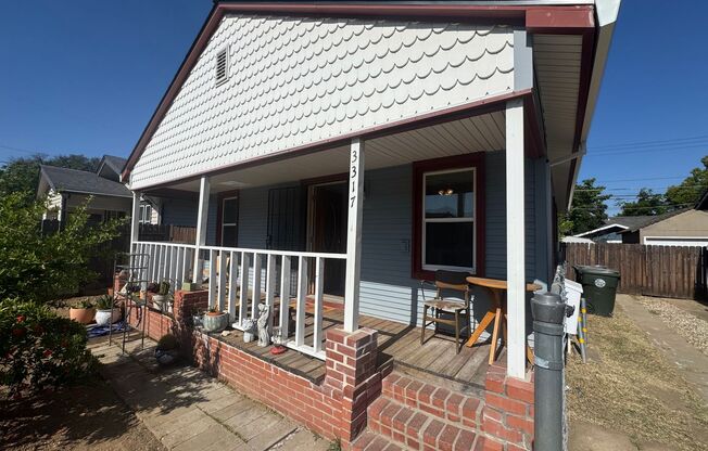 2 bedroom | 1 bathroom | Single family in Oak Park