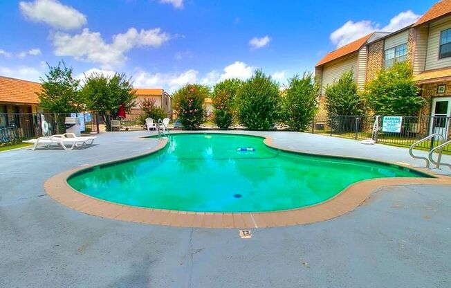 2 beds, 1.5 baths, $975, Unit #269