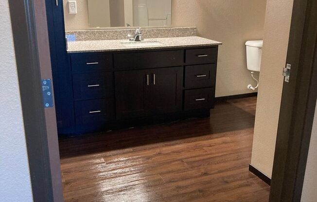 3 beds, 2 baths, 1,462 sqft, $2,150, Unit 5312