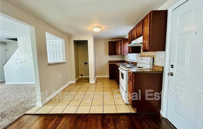 1903 KING GEORGE DR