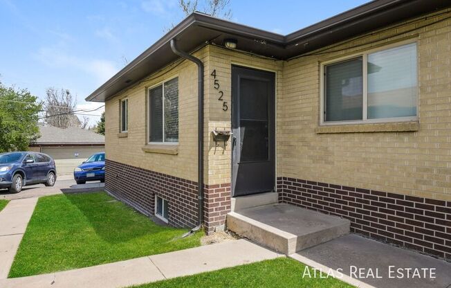 4525 E YALE AVE