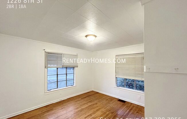 2 beds, 1 bath, 1,572 sqft, $1,350, Unit 1226 8th St - Main House