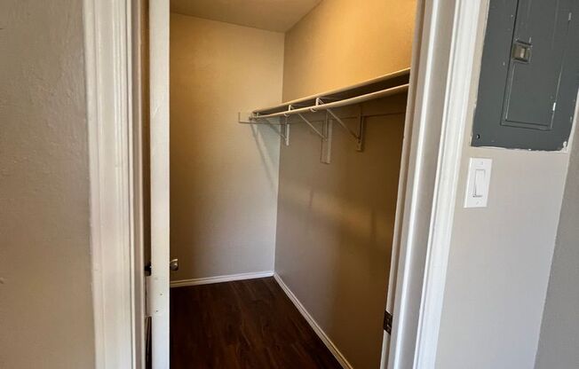 1 bed, 1 bath, 420 sqft, $895, Unit #105