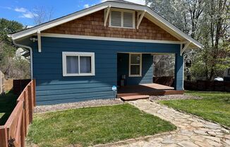 West AVL - Beautifully Renovated Bungalow