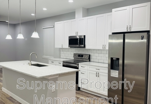 2604 N 29 ST
