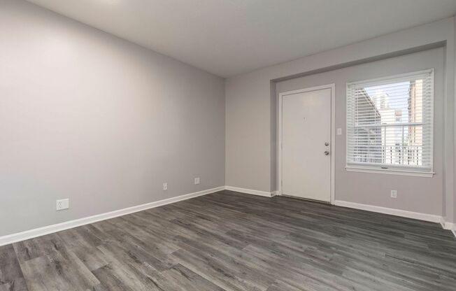 1 bed, 1 bath, $850, Unit 220