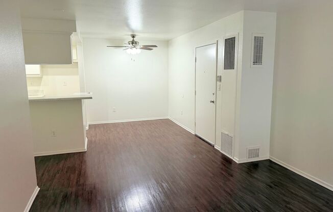 1 bed, 1 bath, 713 sqft, $1,995, Unit A111
