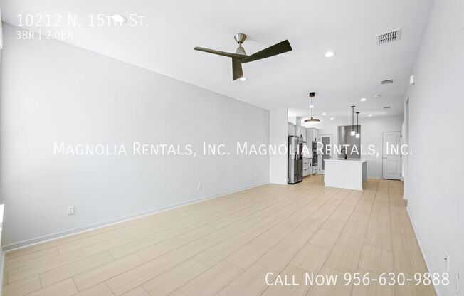 10212 N 15 ST