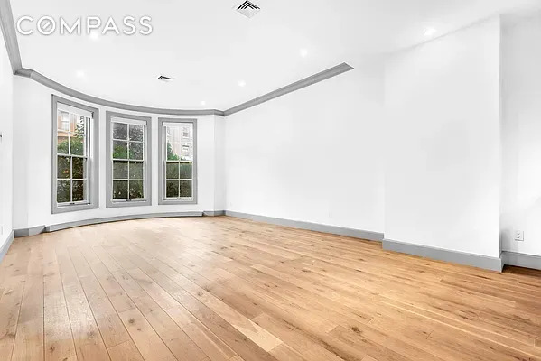 88 LEFFERTS PL