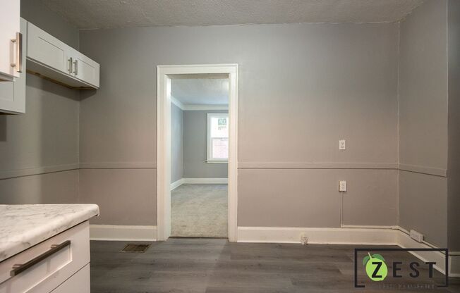 3 beds, 1 bath, $1,150, Unit Lower Unit