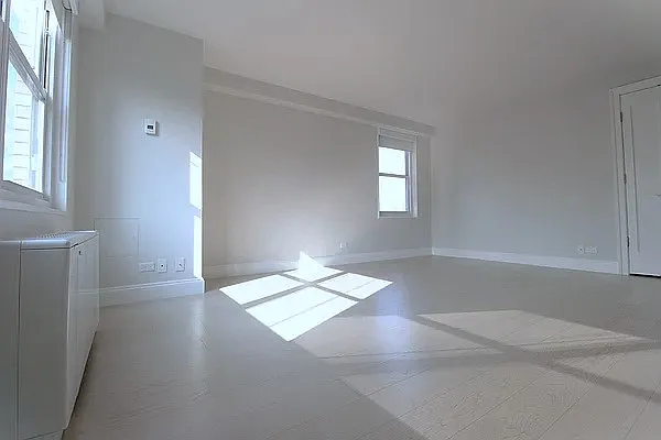 Studio, 1 bath, $9,995, Unit 25D