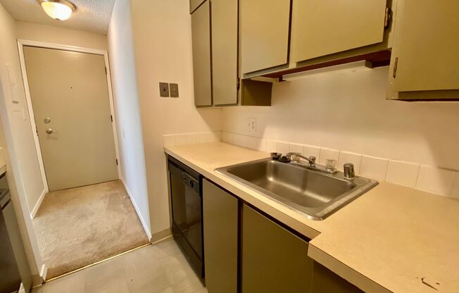 1 bed, 1 bath, 550 sqft, $1,550, Unit 202