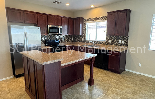 3416 W LN MIRADA DR