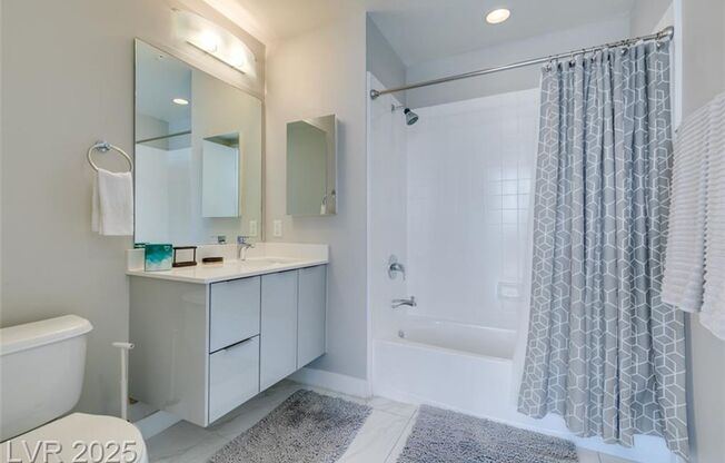 1 bed, 2 baths, $2,977, Unit Juhl Highrise