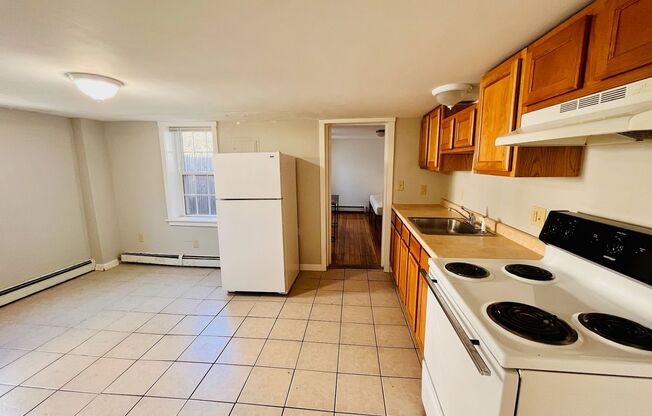 1 bed, 1 bath, $1,600, Unit 1