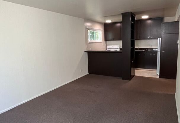1 bed, 1 bath, 454 sqft, $2,395, Unit 22