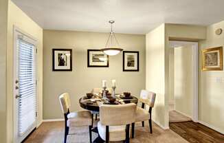 Welcome to Reserve at Arrowhead Apartment Homes