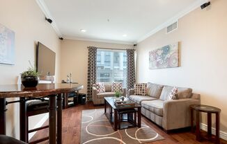 1 bed, 1 bath, $2,950, Unit #525