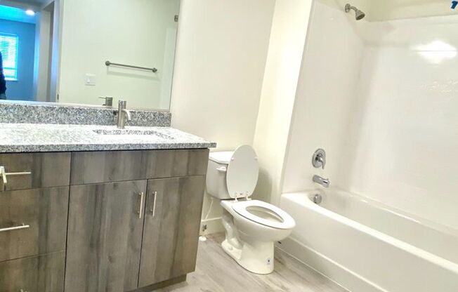 2 beds, 2 baths, 998 sqft, $1,410, Unit D202