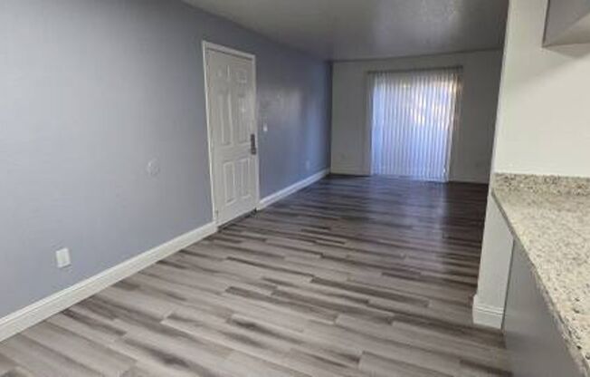 2 beds, 1 bath, 724 sqft, $1,600, Unit 3804-18