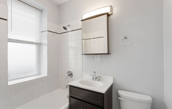 Studio, 1 bath, 278 sqft, $1,415, Unit 407