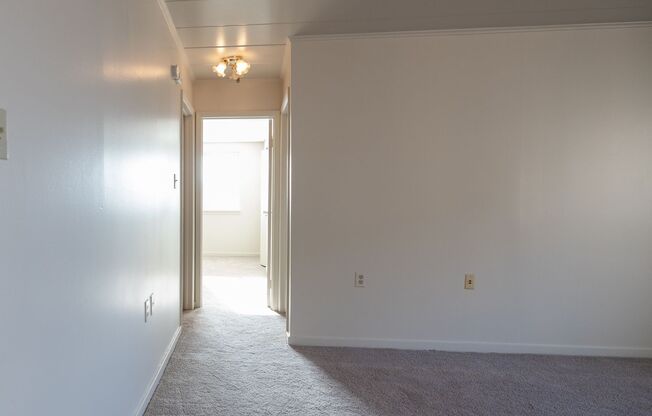 2 beds, 1.5 baths, 1,008 sqft, $1,600, Unit Unit 112