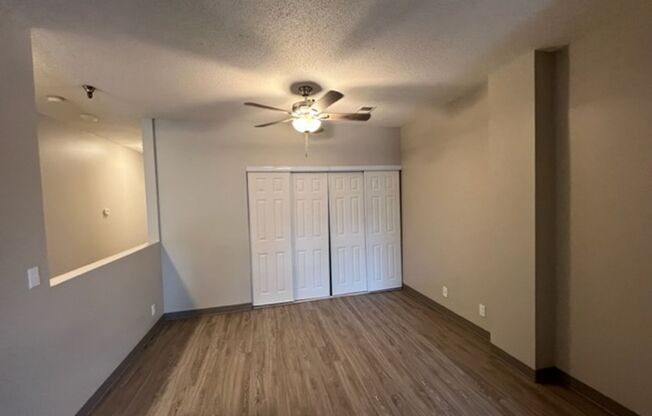 Studio, 1 bath, 650 sqft, $800, Unit 202