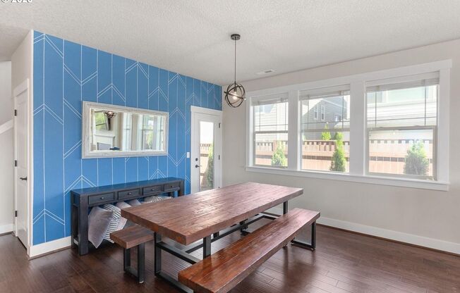Bethany coveted 4bd, 2.5ba in Fabulous neighborhood!  New rental