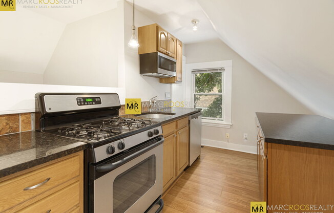 13 Mansfield St. #2