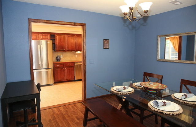 3 beds, 2 baths, $1,700