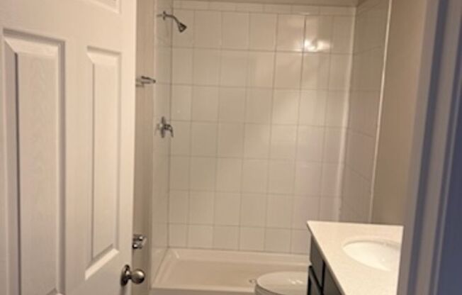 Beautiful 2 Bedroom 2 Bath Duplex Located in Palm Coast