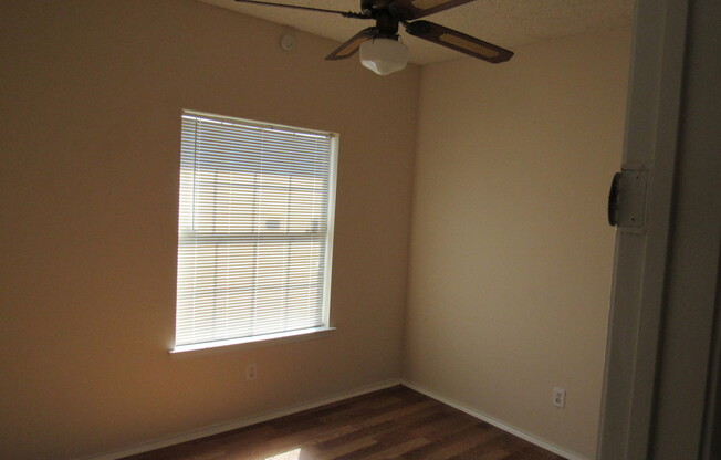 2 beds, 2 baths, $1,650