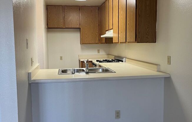 1 bed, 1 bath, $1,595, Unit 2