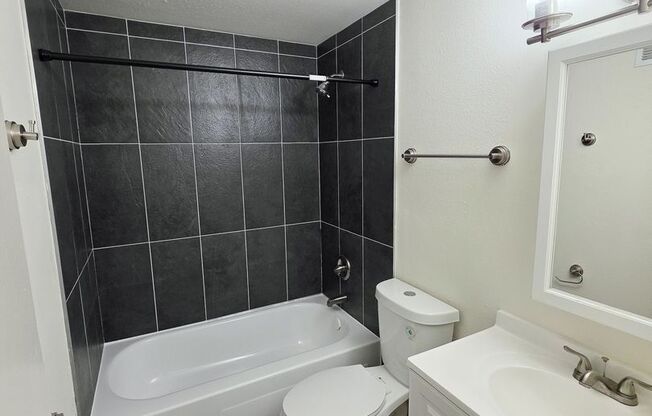 2 beds, 2 baths, 810 sqft, $1,199, Unit B-214
