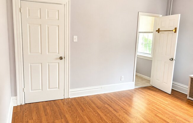 240 S MATHILDA ST