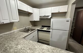 1 bed, 1 bath, 550 sqft, $895, Unit 3