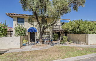 8638 S 51 ST