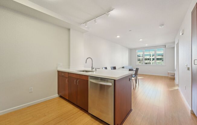 2 beds, 2 baths, 796 sqft, $4,195, Unit 412