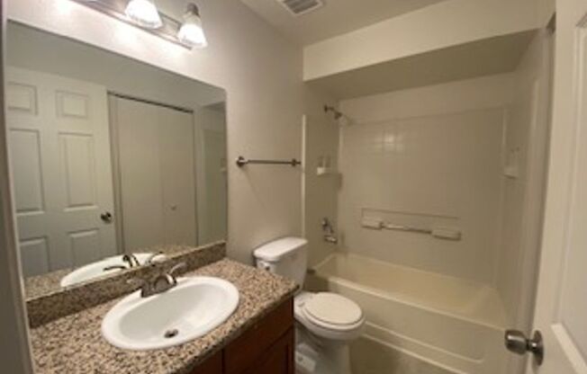 2 beds, 2 baths, $1,195, Unit Bd# 16