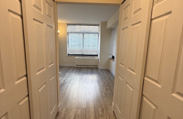 1 bed, 1 bath, 590 sqft, $4,200, Unit 907