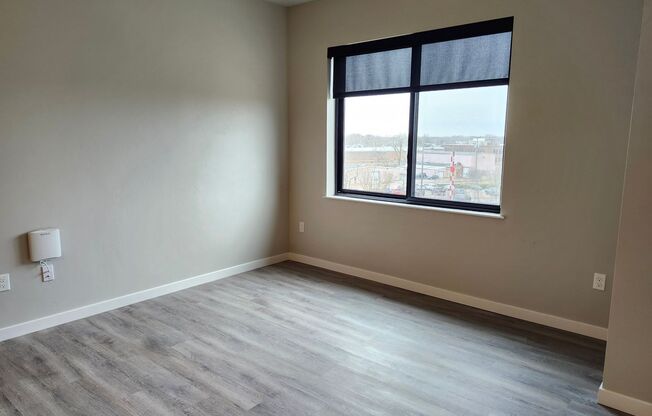 2 beds, 2 baths, 1,028 sqft, $1,700, Unit 403