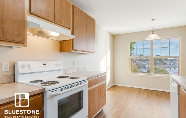 2 beds, 2 baths, 1,015 sqft, $1,450, Unit 1276-104