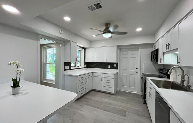 Beautiful beachside home!