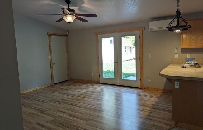 4 beds, 2 baths, $2,200