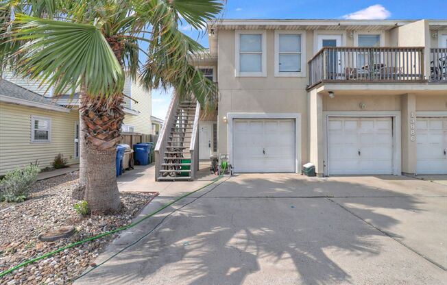 2 beds, 2 baths, $1,395