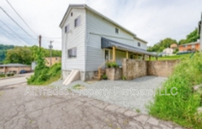 408 CHESTNUT ST