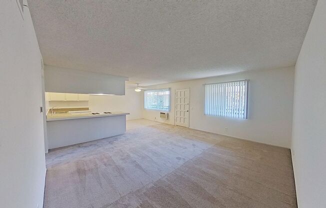 573 N. Tustin Ave