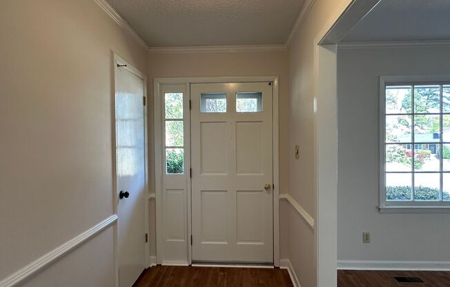 3 Bedroom, 2 Full Bath off S Reilly Rd in a Cul de Sac!